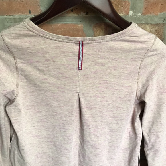 Lululemon Athletica - Picture 6 of 16